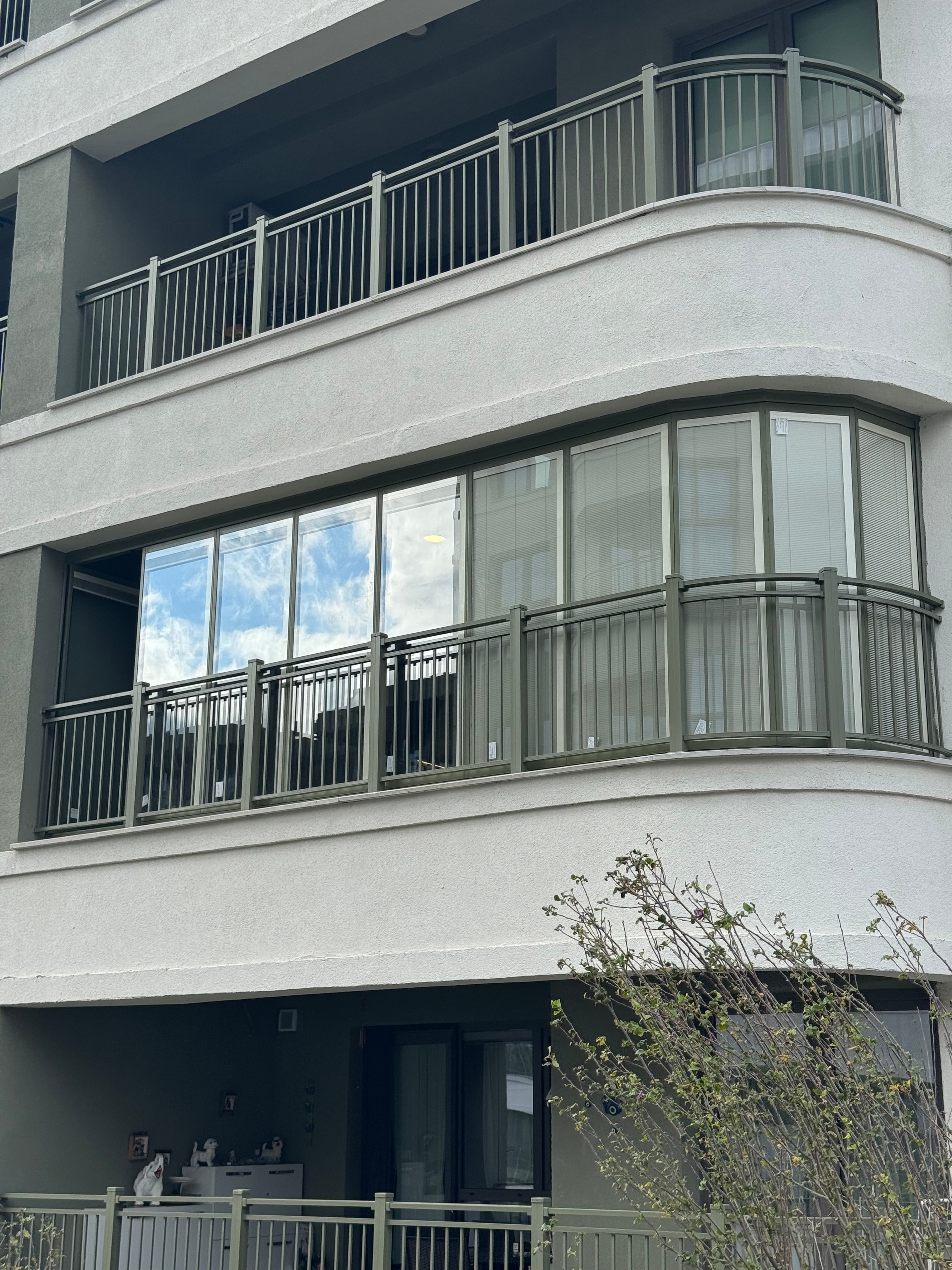 Oval Isıcamlı Cam Balkon