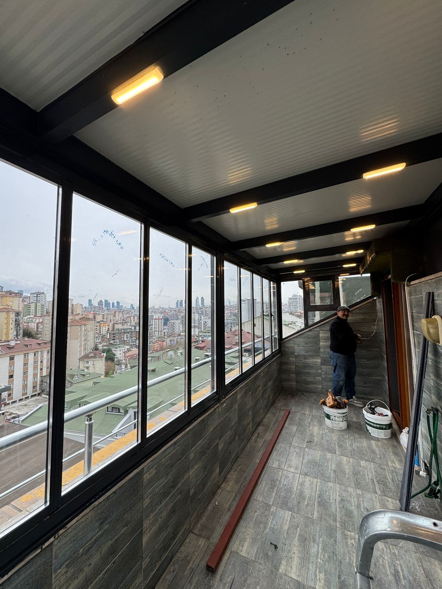 Teras Kapama — Isıcamlı Cam Balkon & Sabit Panel Tavan